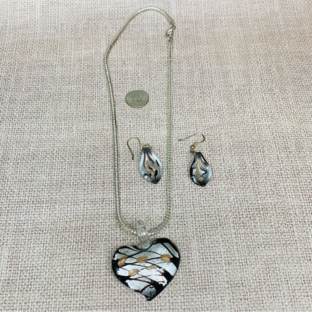Art Glass Heart Necklace Earrings Set